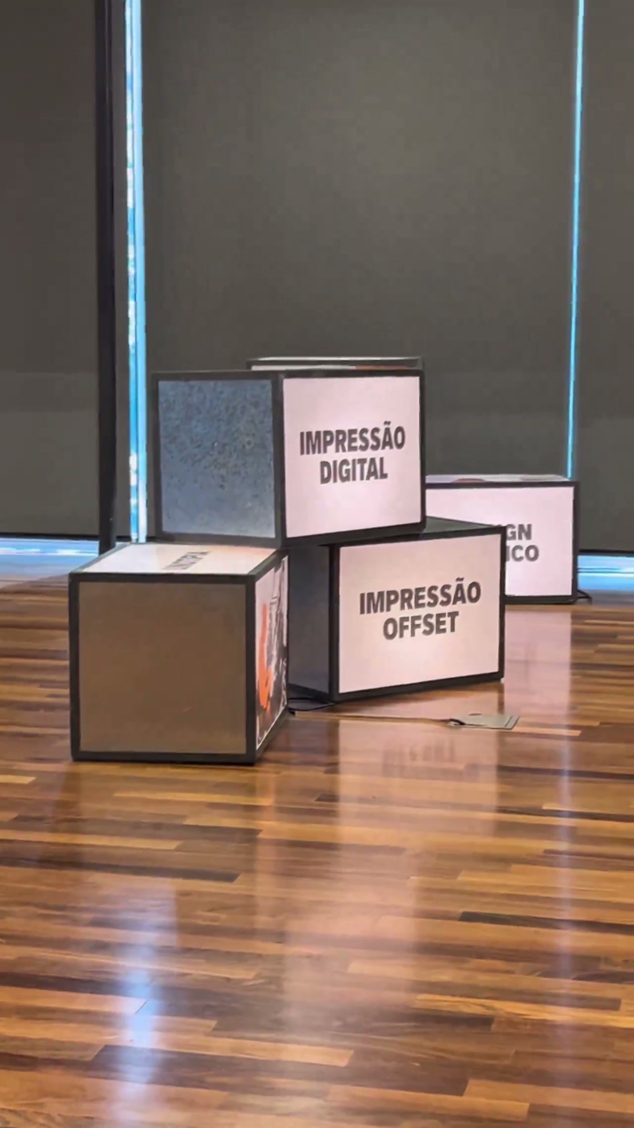 Elementos da exposição De onde vem o livro que você lê?